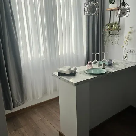 Apartment Style Uniri