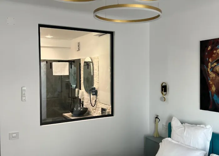 Style Uniri Bukarest